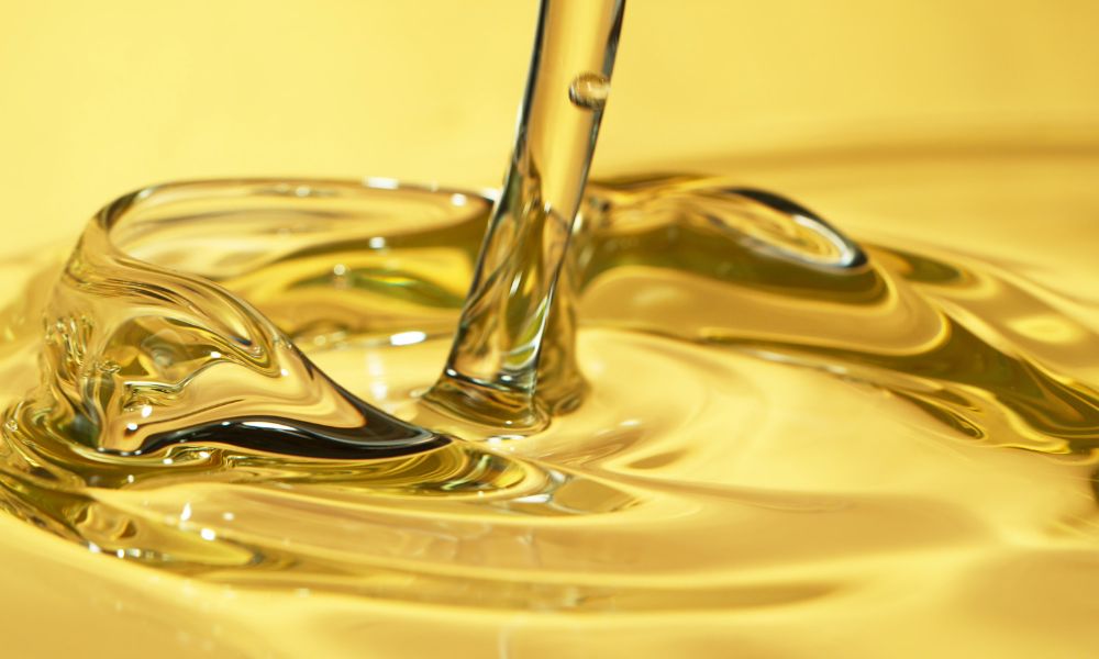 3 Safe and Effective Ways To Dispose of Cooking Oil