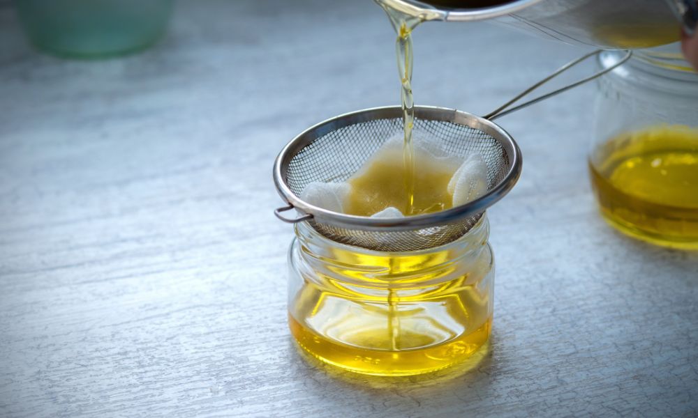 How To Maintain the Quality of Your Cooking Oil